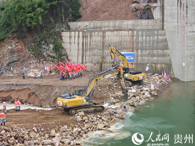 宣威水库截流成功 正式进入大坝主体施工阶段